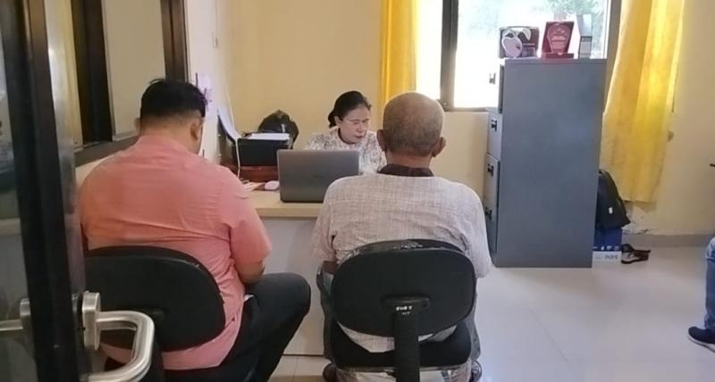 Penyidik sementara melakukan pemeriksaan terhadap saksi terkait kasus dokter Icha yang diduga diintimidasi hingga mengalami depresi dan meninggal dunia. 
