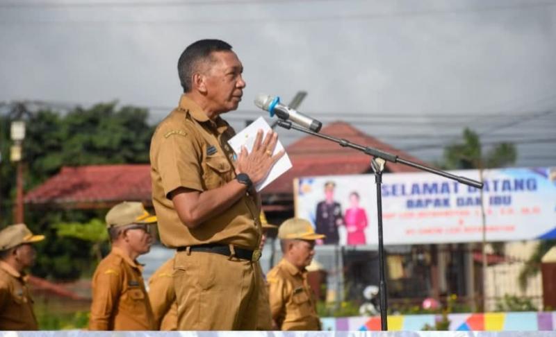 Penjabat Sekretaris Daerah Kabupaten Manggarai, Lambertus Paput (Dok. Prokopim Manggarai). 