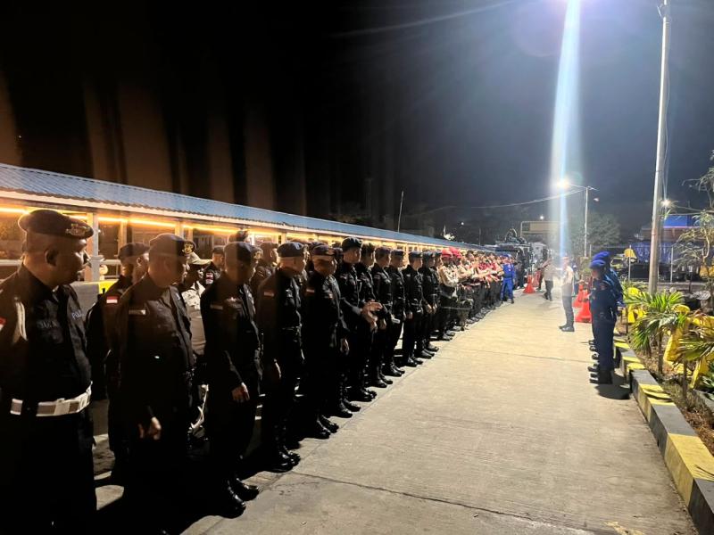  Sebanyak 125 personel Polda Nusa Tenggara Timur (NTT) diberangkatkan dari Kota Kupang menuju wilayah Flores menggunakan Kapal Ile Labalekan, Minggu (16/8/2026) malam.  
