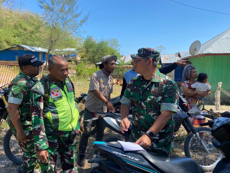 Dandim 1612/Manggarai meninjau lokasi calon Posko TNI AD di Lamba Leda Utara, Manggarai Timur. 